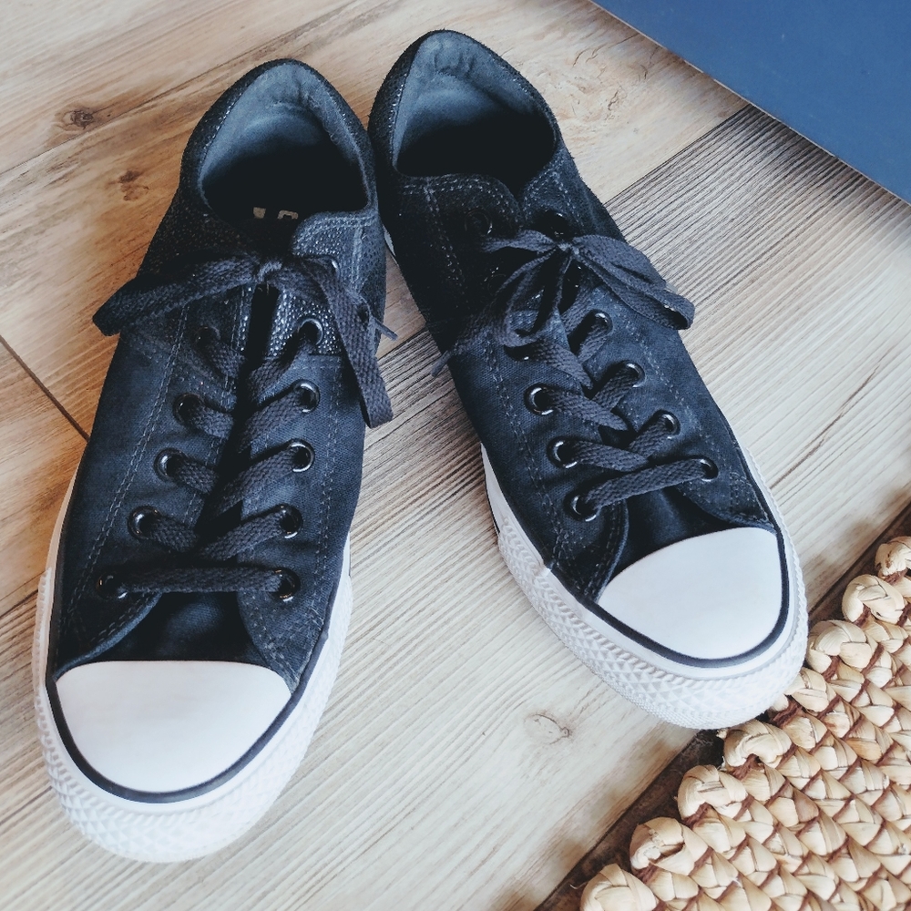 Black Converse, Size 10